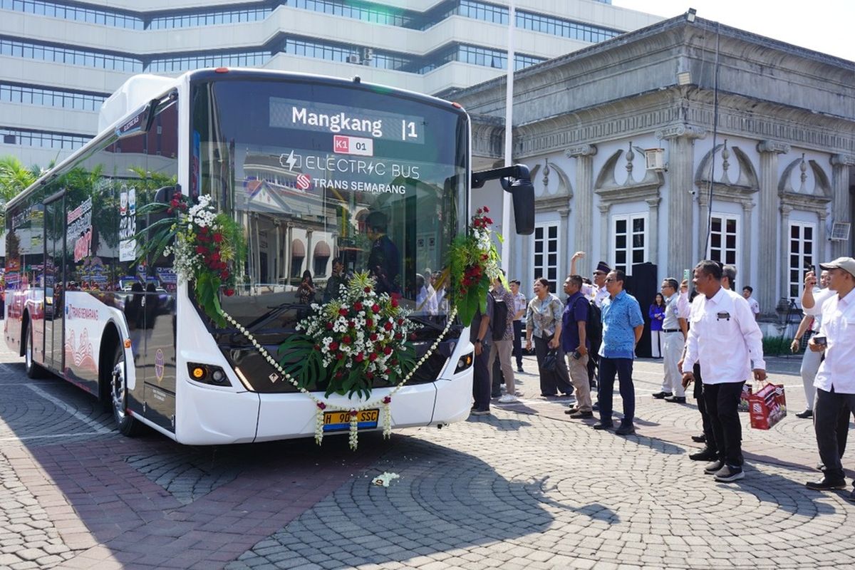 Bye-Bye Asap Hitam: Bus Listrik Angin Segar Baru di Rute Utama Semarang
