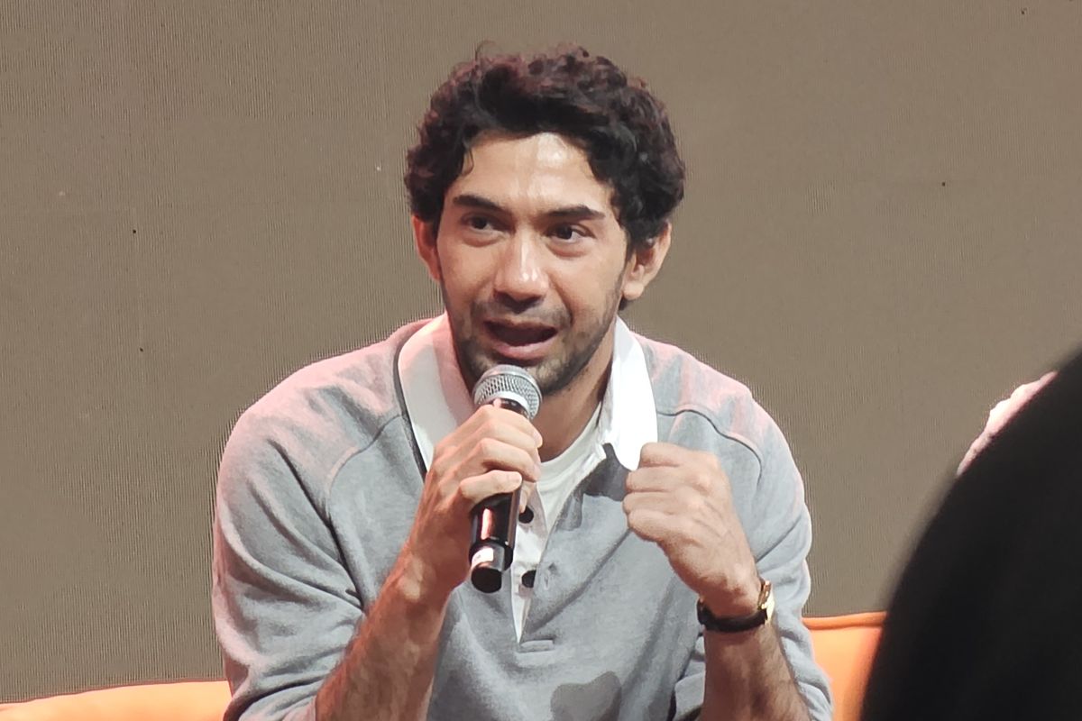 Membawa Luka Sejarah 1965 ke Busan: Reza Rahadian Garap Film "Casparina" Berdasarkan Kisah Nyata Sang Nenek