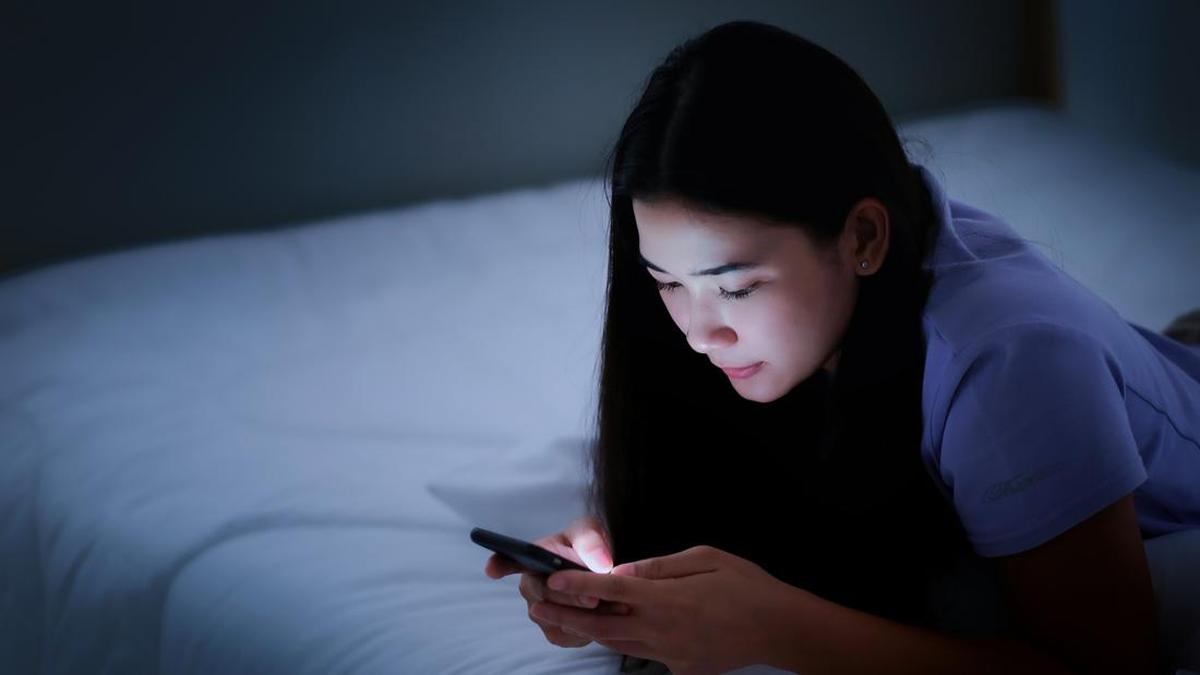 Bahaya Curhat ke ChatGPT Menurut Psikiater