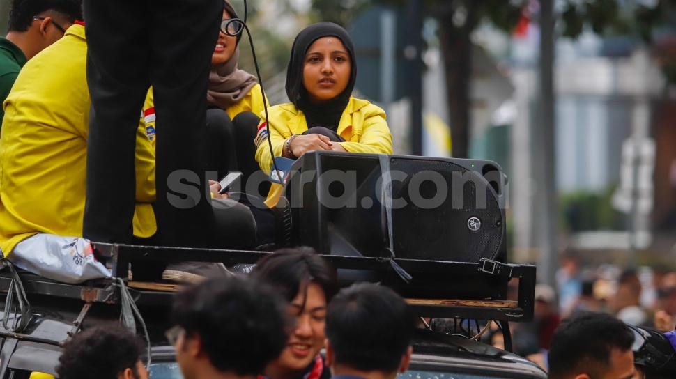 ---
Aksi Tegas Fathimah Azzahra di Depan Polisi: Nyawa Teman Saya Lebih Berharga!

---