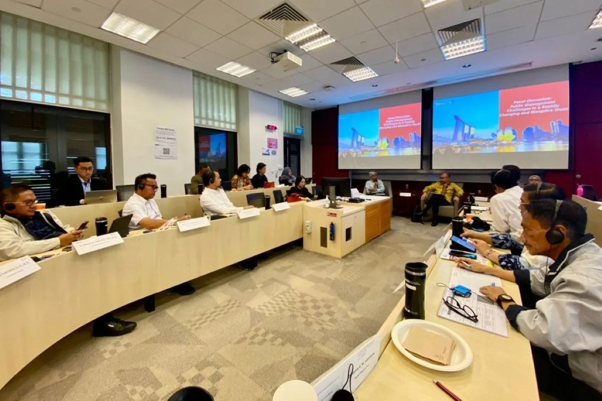 Kegiatan Kursus Pemantapan Pimpinan Daerah (KPPD) angkatan di Lee Kuan Yew School of Public Policy, Singapura, 2023. purnomoyusgiantorocenter.org