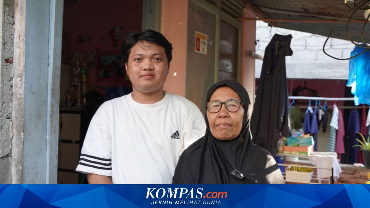 Kisah Reza: Diasuh Kakek-Nenek, Kini Menjadi Mahasiswa Fisipol UGM Tanpa Biaya
