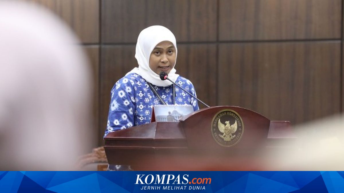 Gaji Dosen Unair yang Minim, Cenuk Widiayastrisna Sayekti Ungkapkan Keluhannya ke MK