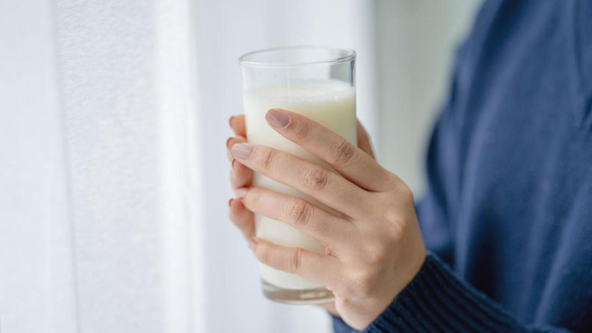 Mitos atau Fakta: Apakah Minum Susu Menyebabkan Kenaikan Berat Badan?