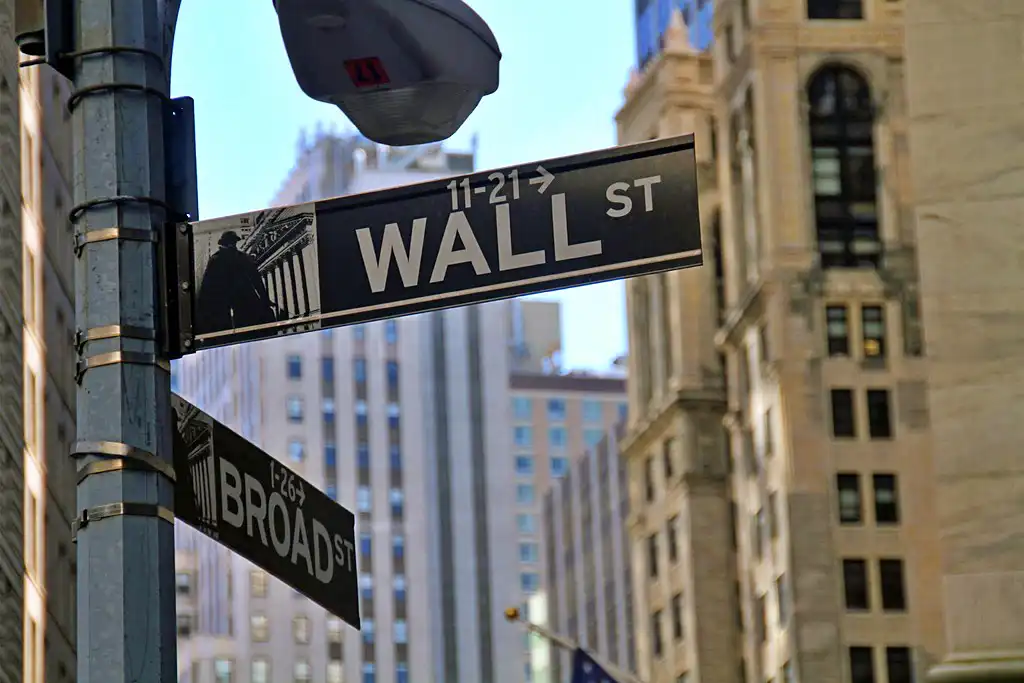 Wall Street Mengalami Penurunan Setelah Penolakan Proposal Iran oleh Trump