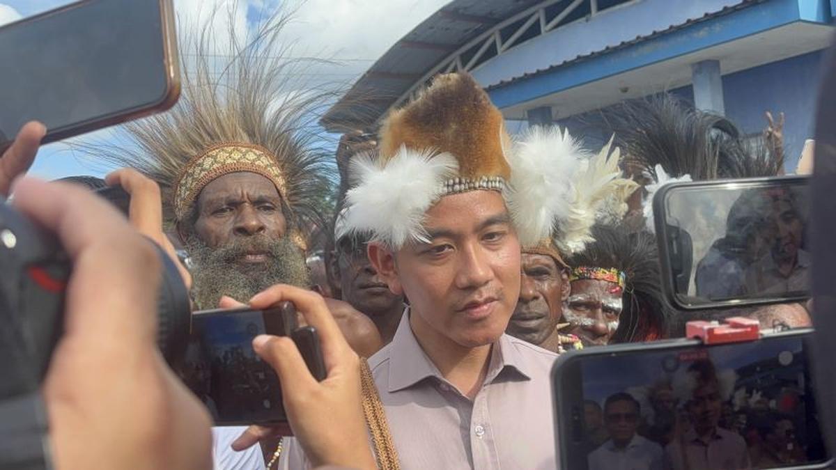 Wapres Gibran Rakabuming Raka dalam kunjungan ke Kabupaten Asmat, Papua Selatan, Minggu (21/6/2026) (Antara)