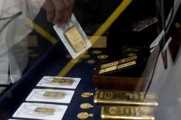 Penurunan Harga Emas Antam Hari Ini, Nilai Buyback Juga Turun