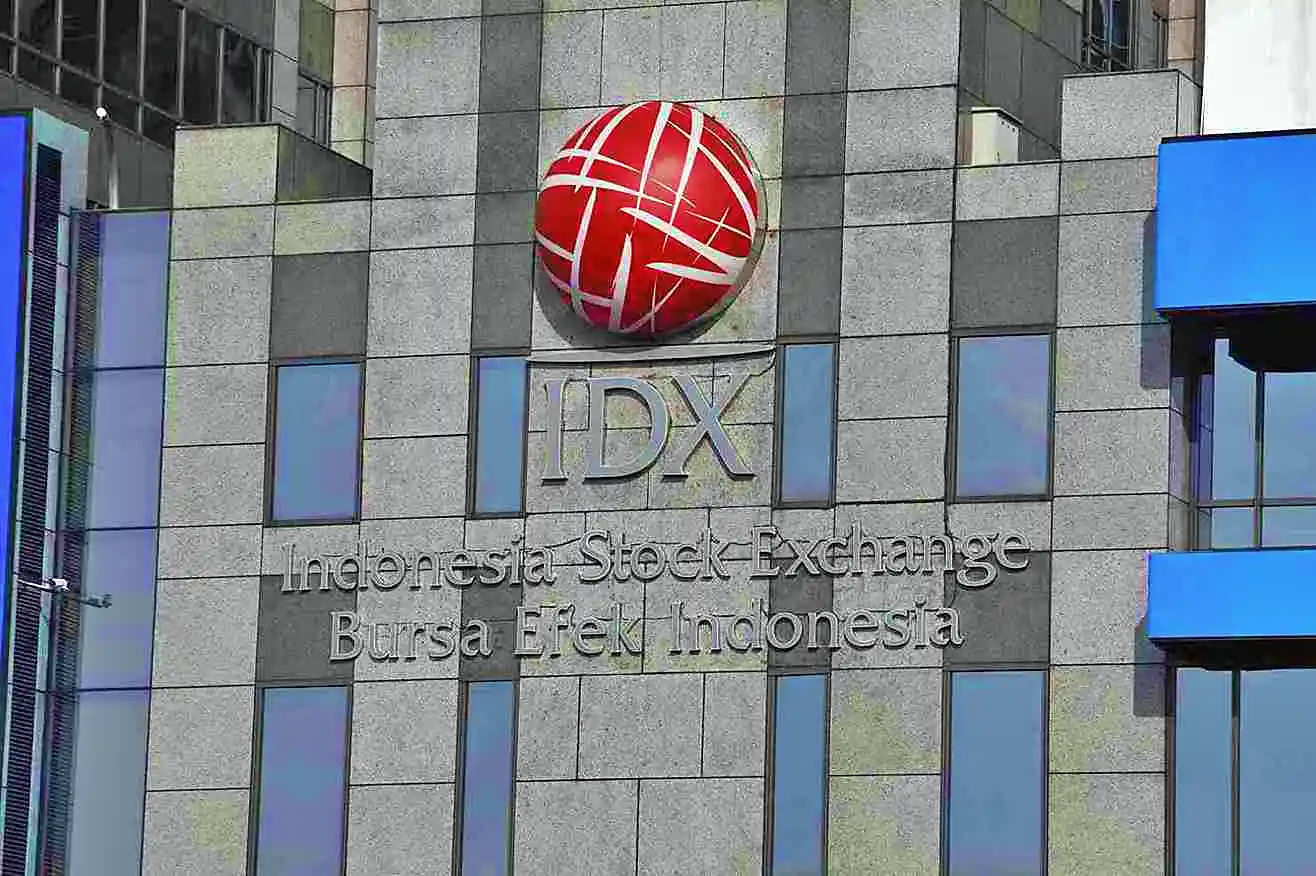 IHSG Hampir Turun 5 Persen, BEI Imbau Investor Tetap Tenang