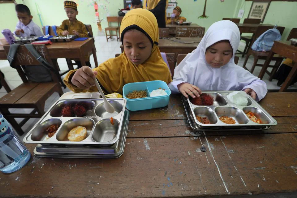 ---
Pemisahan Anggaran MBG dan Pendidikan Diterapkan Mulai 2028

---