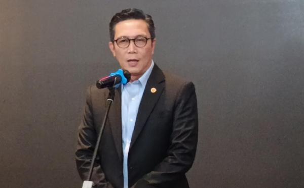 ---
Susunan Direksi Baru BEI untuk Periode 2026-2030, Jeffrey Hendrik Kembali Memimpin

---