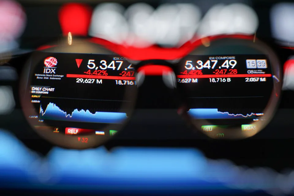 Aksi Jual Investor Asing Terhadap Saham Bank Besar, Apa Penyebabnya?