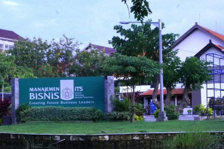 Pengembangan Pendidikan Bisnis: ITS Luncurkan Program Double Degree dengan UWE Bristol