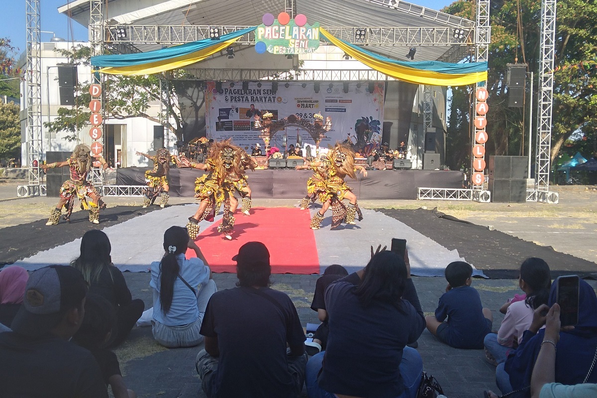 Kemeriahan Pesta Rakyat di ISI Jogja Rayakan Dies Natalis ke-42
