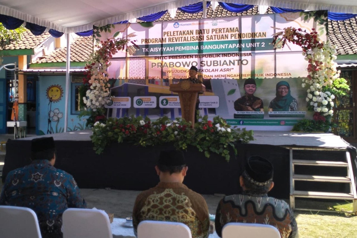 Kemendikdasmen mengalokasikan Rp90 triliun memperbaiki 71.000 sekolah dan memperkuat pembatasan gawai untuk melindungi anak. /Istimewa.