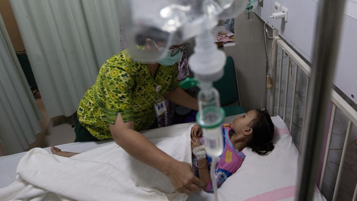 Kemenkes Lapor 277 Ribu Kasus ISPA Terkait Karhutla, Termasuk 62 Ribu Balita