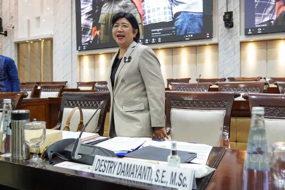 Persetujuan Destry Damayanti Sebagai Gubernur Bank Indonesia dan Deputi Gubernur Baru