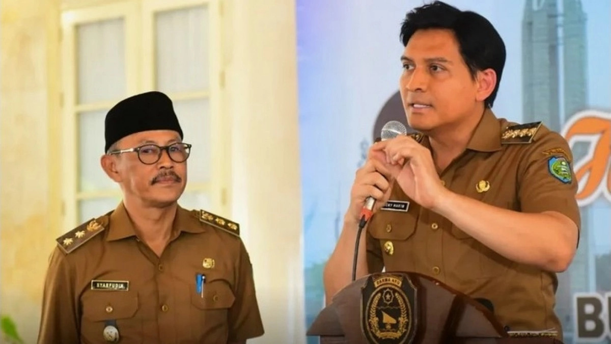 Wakil Bupati Indramayu Syaefudin resmi ditahan oleh Kejati Jabar. Sementara Lucky Hakim sebagai Bupati Indramayu masih bungkam atas kasus ini. [Instagram]