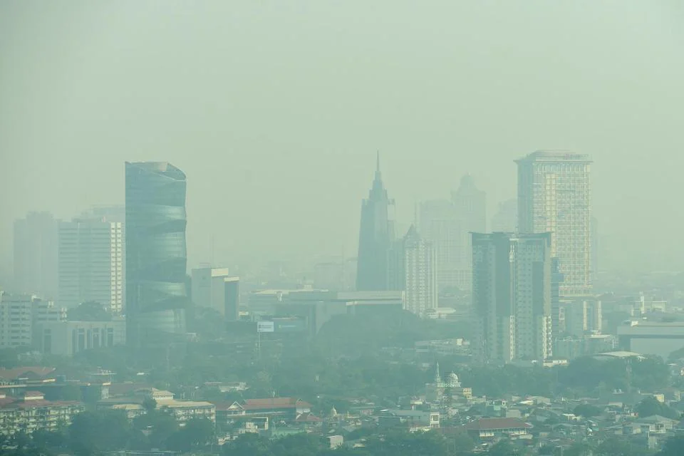 ---
Tangerang Selatan Pimpin Daftar Wilayah dengan Kualitas Udara Terburuk di Indonesia

---