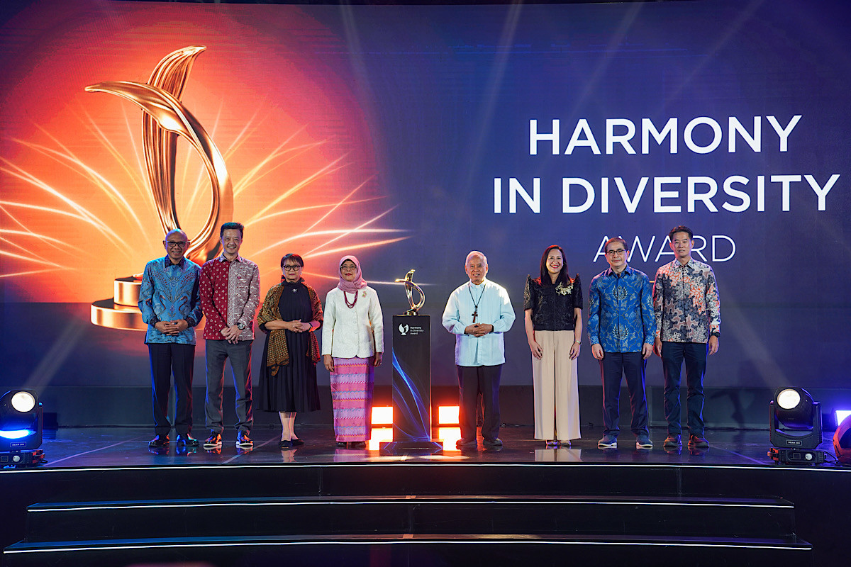 Madam Halimah Yacob Resmikan Harmony in Diversity Award Pertama di Jakarta