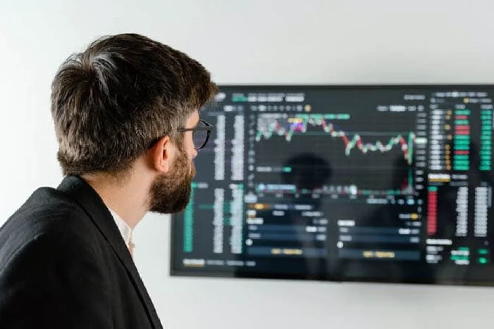 ---
Dominasi Manajer Investasi Asing dalam Penguasaan Saham di BEI, Singapura Terdepan

---
