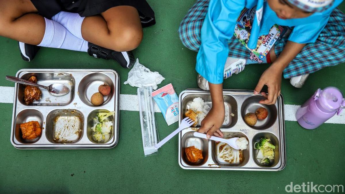 MBG Kembali Beroperasi Usai Libur Sekolah, BGN Lakukan Sidak di Sekolah-SPPG