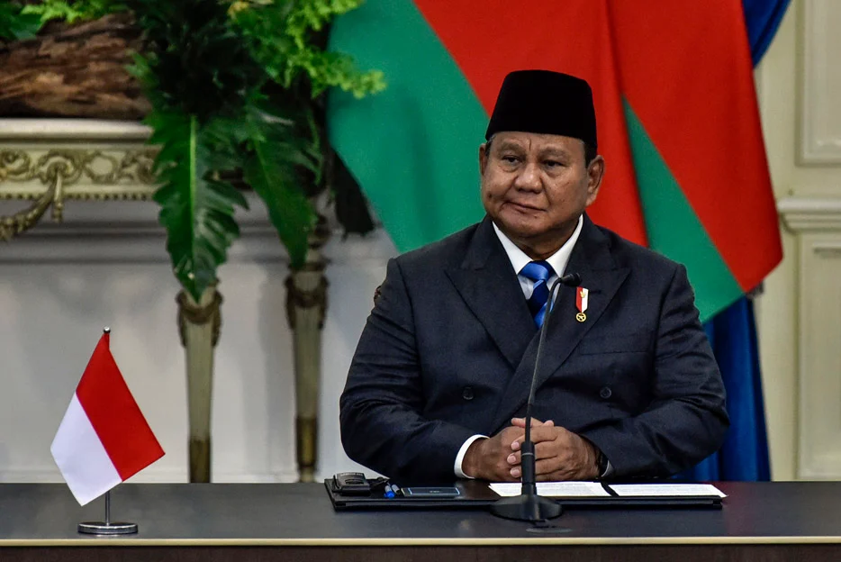 Penurunan Popularitas Prabowo Subianto dalam Survei Terbaru