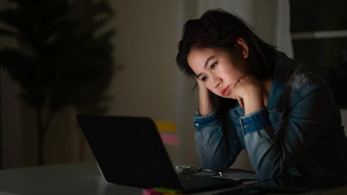 Memahami Fenomena 'Job Hugging' di Kalangan Generasi Muda
