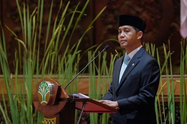 Menteri Kehutanan Lantik Pejabat Baru dan Tekankan Pentingnya Transformasi Budaya Kerja