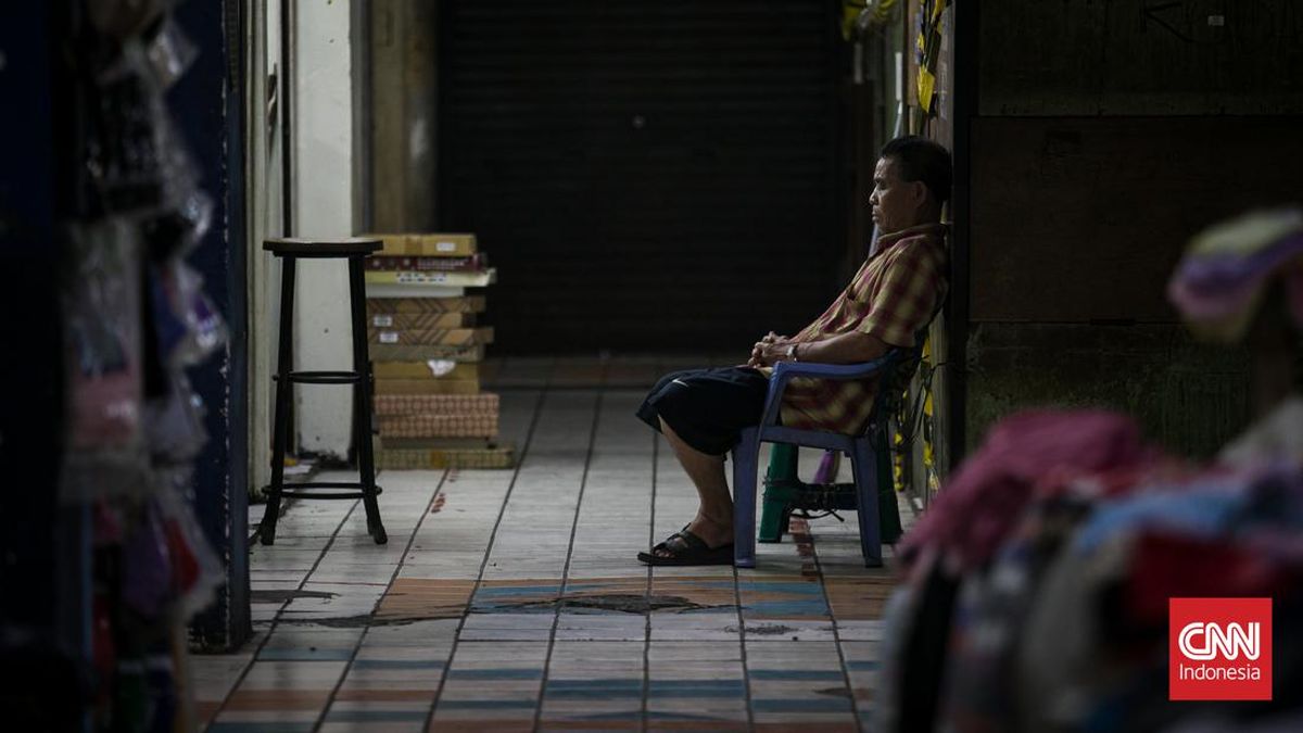 Ongkos Jaga Rupiah: Bunga Tinggi Tertekan Industri dan UMKM