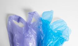 Mencari Alternatif: Pemerintah Eksplorasi Pemasok Bahan Baku Plastik Baru