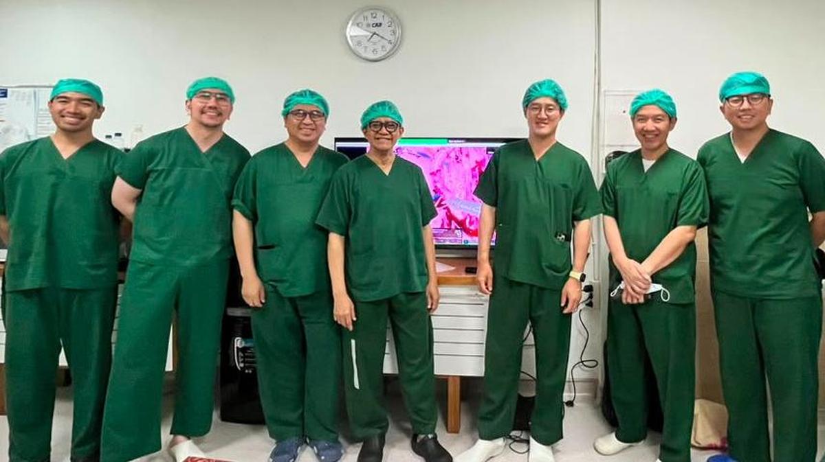 Transplantasi Ginjal Robotik Pertama di Indonesia Dilaksanakan di Siloam Asri