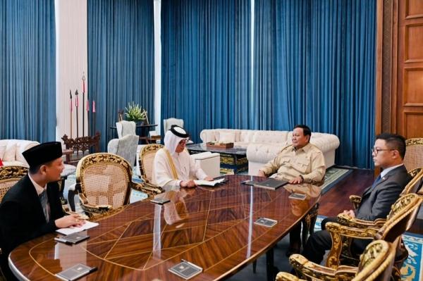 ---
Prabowo Sambut Kunjungan Menlu Qatar di Istana Merdeka, Bahas Hubungan Diplomatik dan Investasi

---