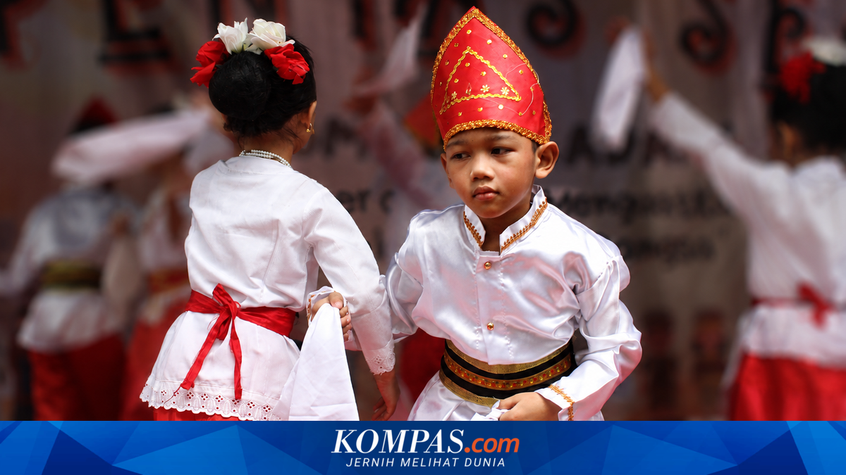 Pentas Seni dan Expo Budaya di Strada Gadang: Menampilkan Miniatur Kekayaan Indonesia