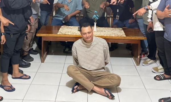 Penangkapan Pengendara Kawasaki Ninja yang Memukul Pemotor di Jagakarsa