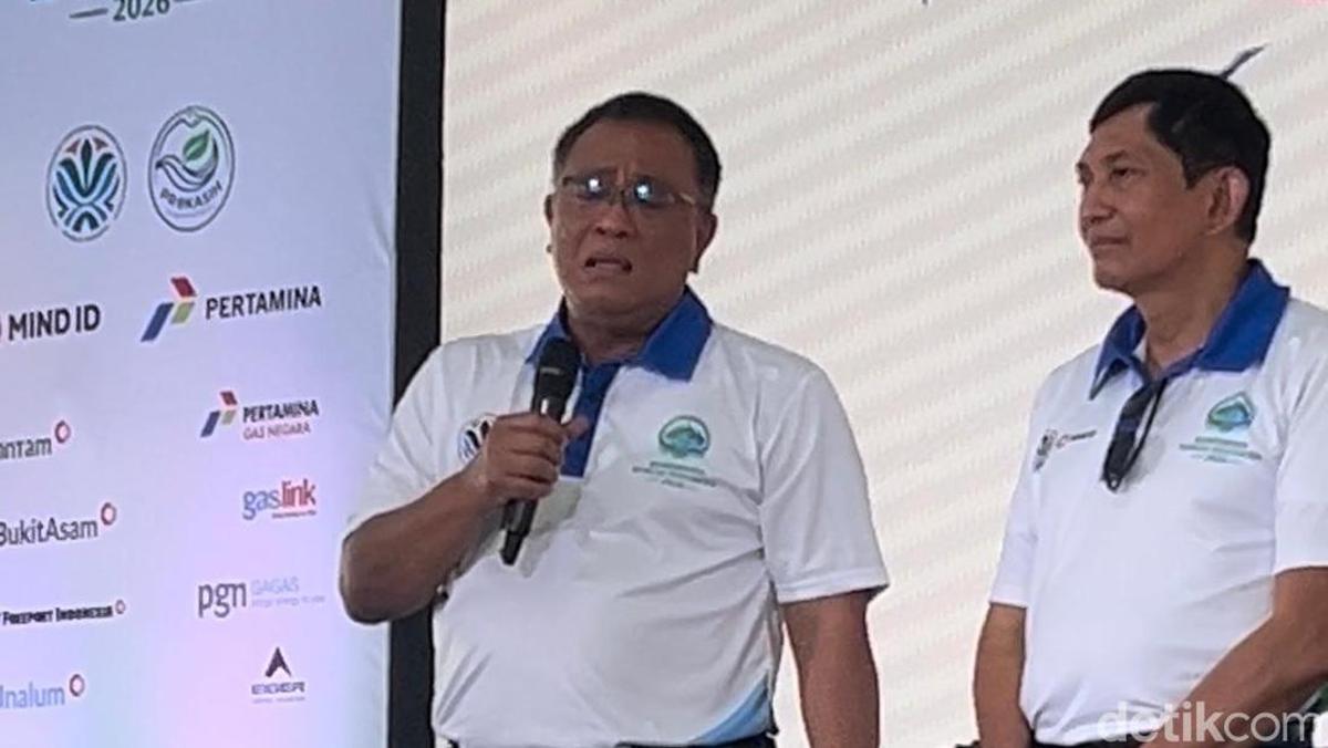 Air Mata Menteri Lingkungan Hidup Terkait Program Makan Bergizi Gratis