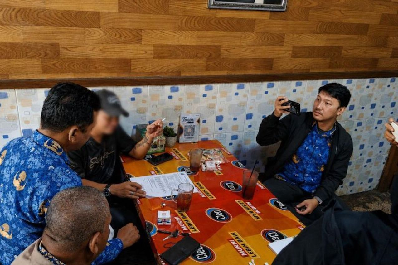 Denda Rp 500 Ribu untuk Pembuang Sampah Liar di Jalan Cidodol Raya